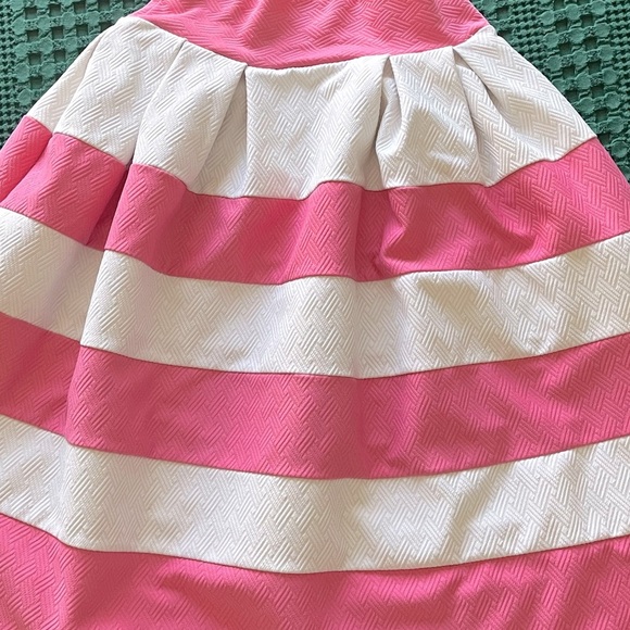 *FREE* Pink and white stripe flare skirt with cozy texture - Picture 3 of 5